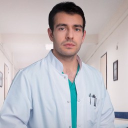 Özgür Cem Tuğluk as Dr. Murat Dilkor