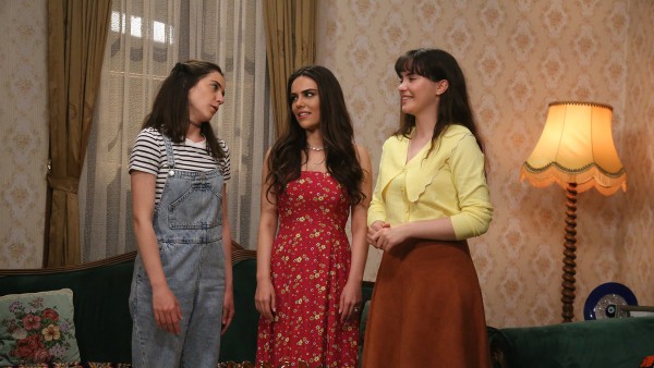 Üç Kız Kardeş: Season 1, Episode 12 Image